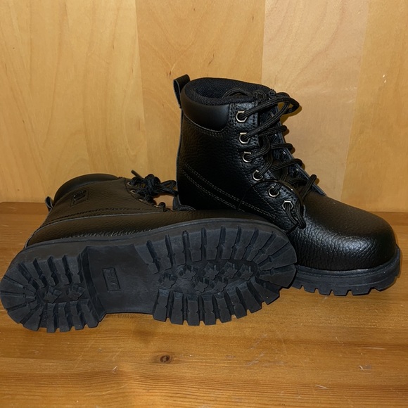 Fila Edgewater Boy’s Boots New No Box - Picture 2 of 3